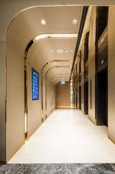 Palais Renaissance (D9), Retail #478842391